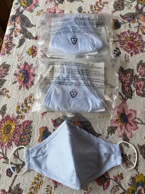 Lot of 2 NWT Madewell fabric Face Masks 3 Pack